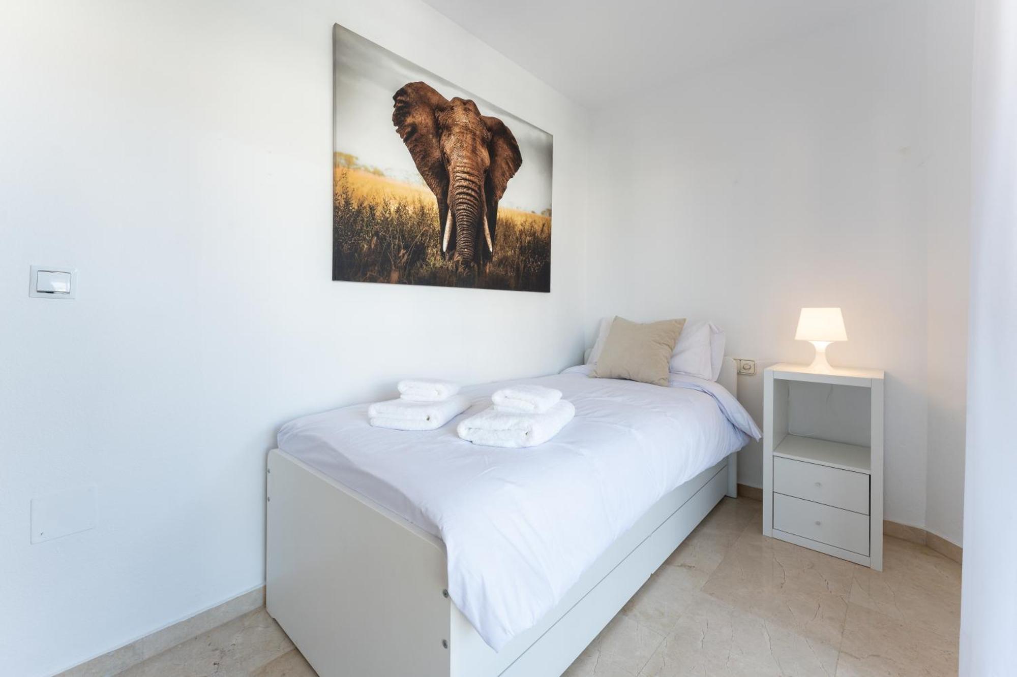 Tropico Carihuela View & Parking Apartment Торемолинос Екстериор снимка