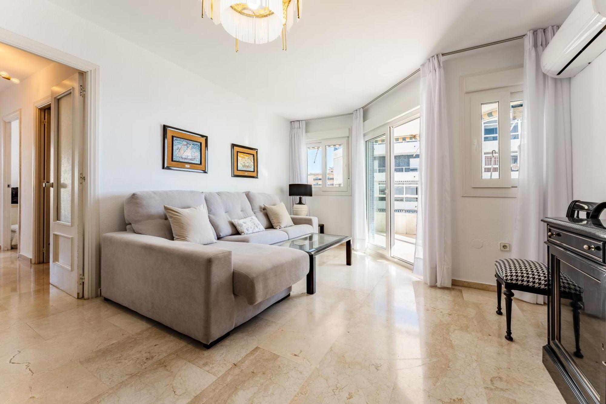 Tropico Carihuela View & Parking Apartment Торемолинос Екстериор снимка