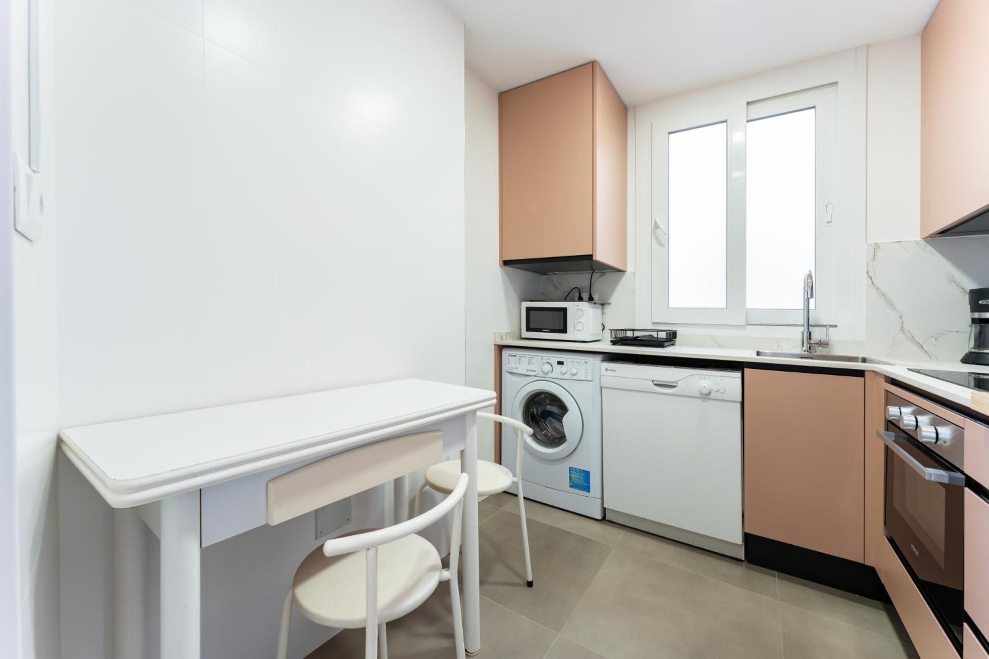 Tropico Carihuela View & Parking Apartment Торемолинос Екстериор снимка