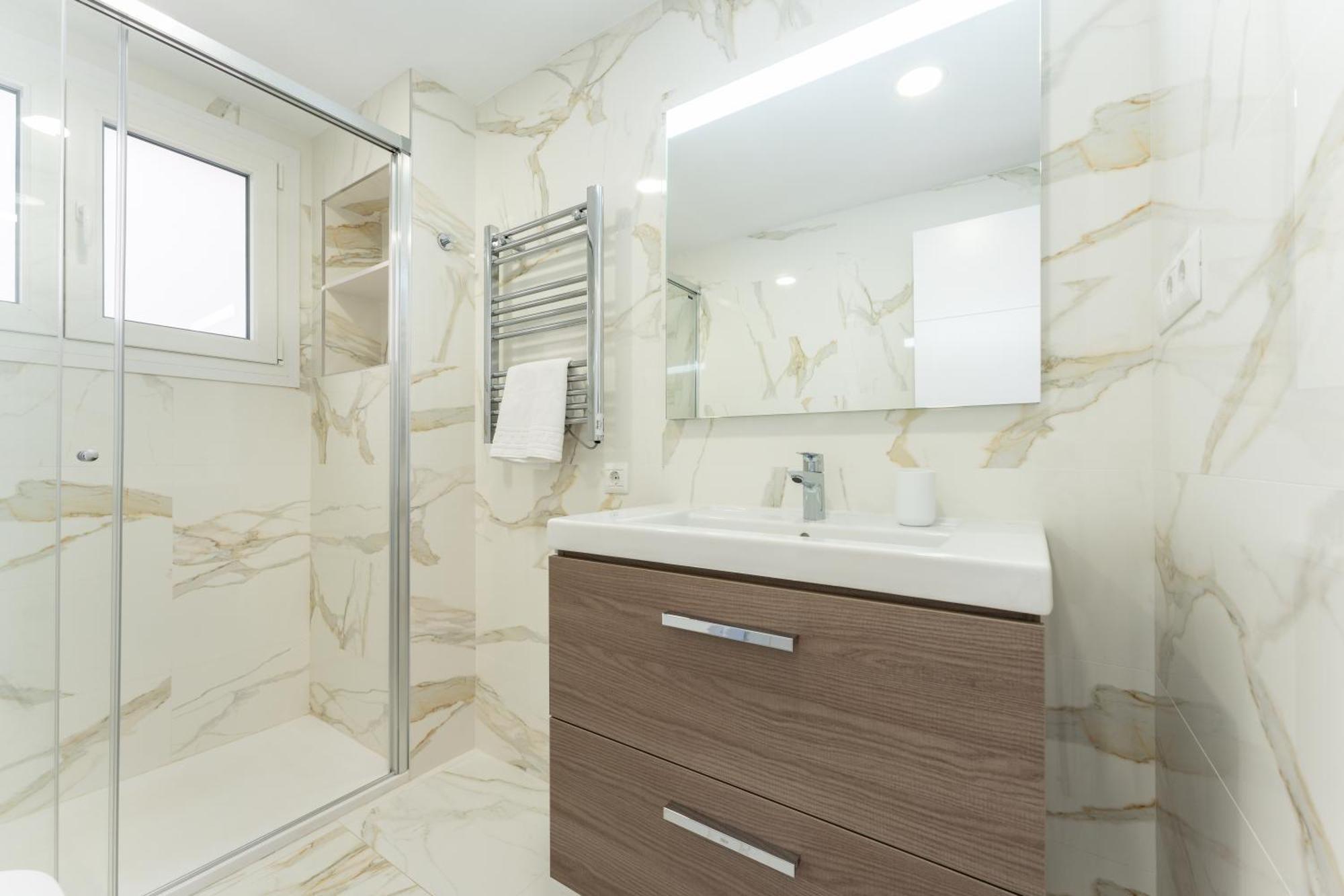 Tropico Carihuela View & Parking Apartment Торемолинос Екстериор снимка