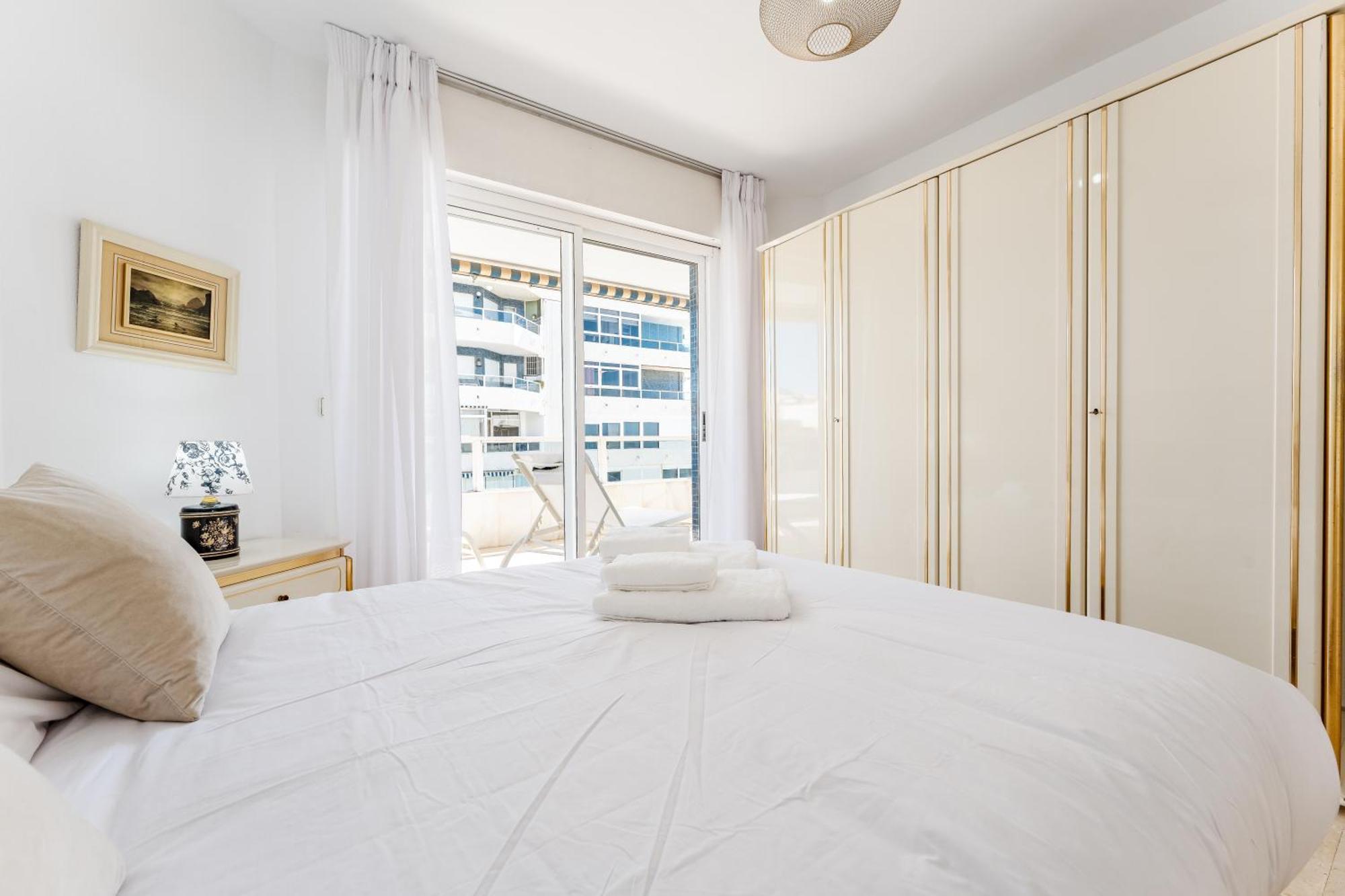 Tropico Carihuela View & Parking Apartment Торемолинос Екстериор снимка