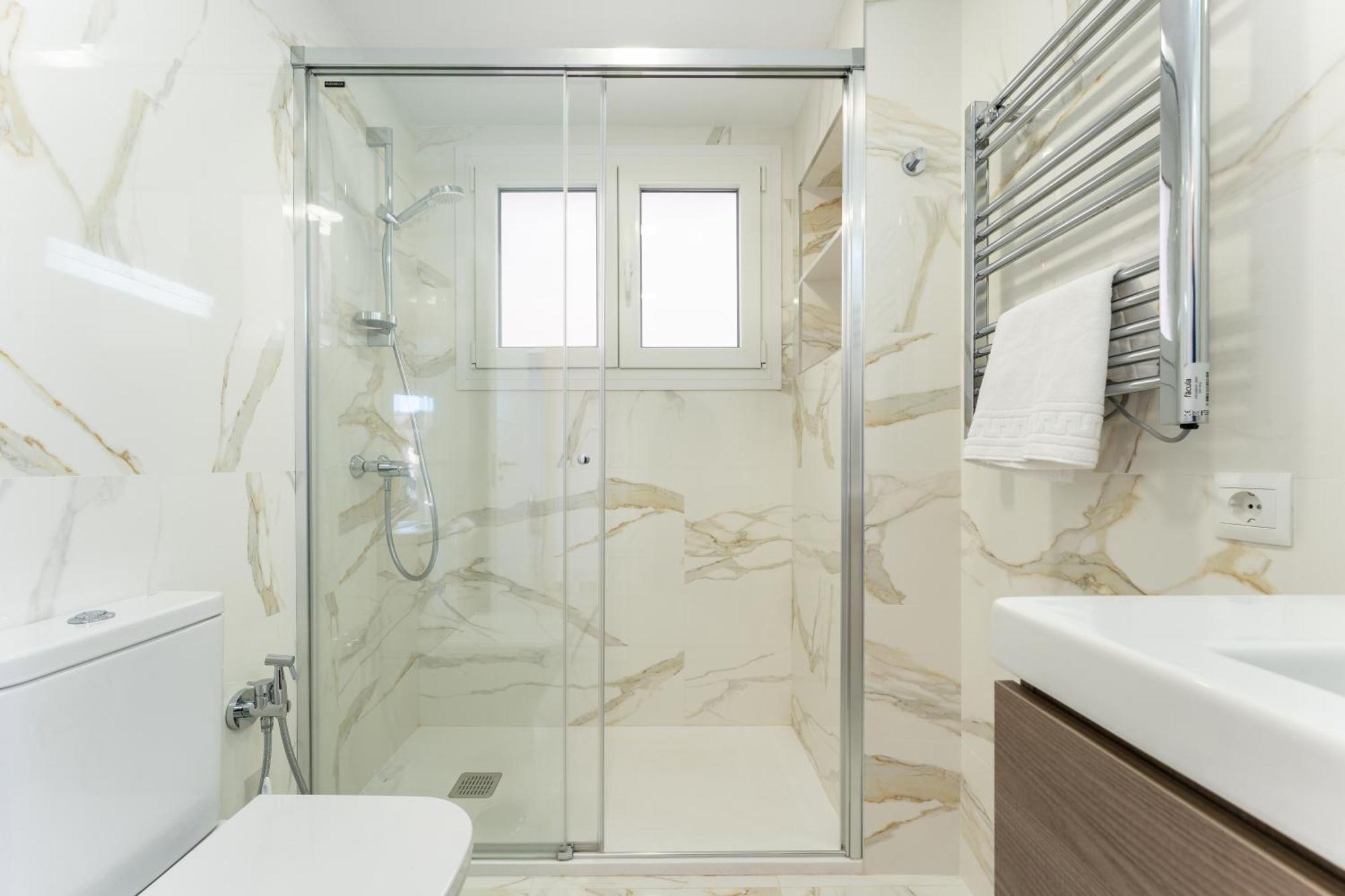 Tropico Carihuela View & Parking Apartment Торемолинос Екстериор снимка